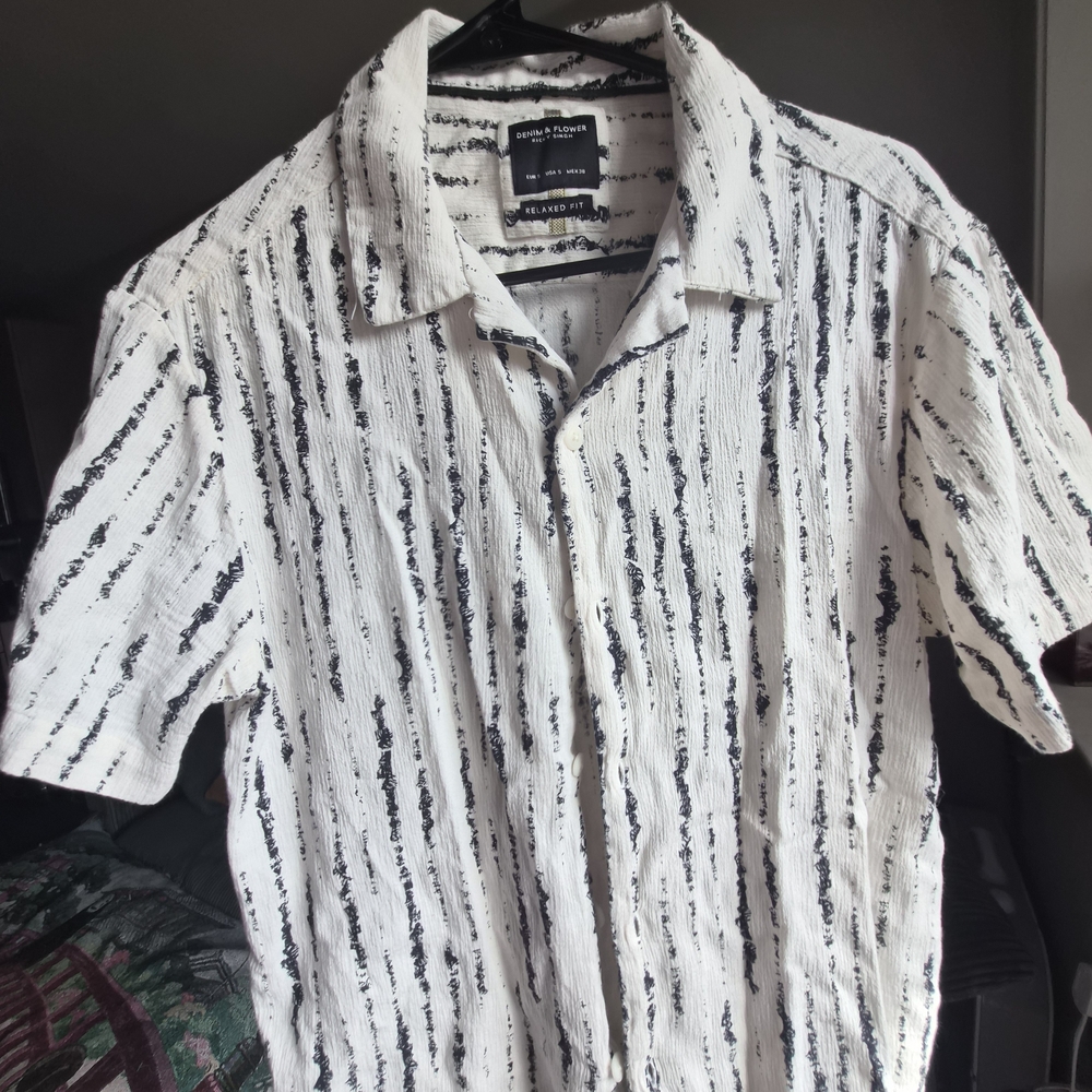 Denim & Flower Textured Black and White Shirt